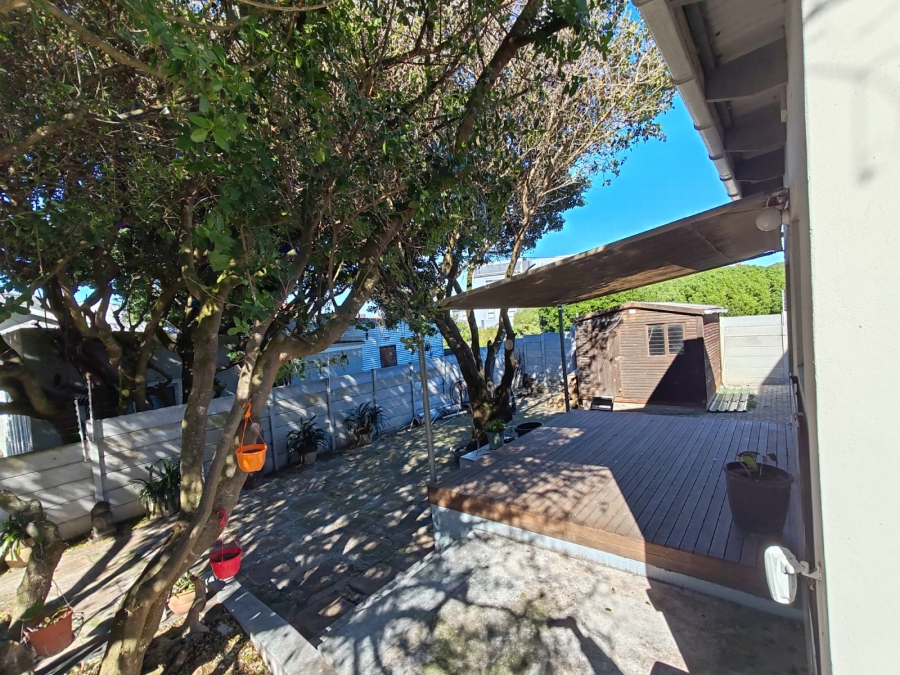 3 Bedroom Property for Sale in De Kelders Western Cape